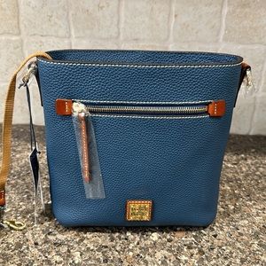 NWT Dooney & Bourke Pebble Grain Zip Crossbody/Shoulder Bag - Jeans